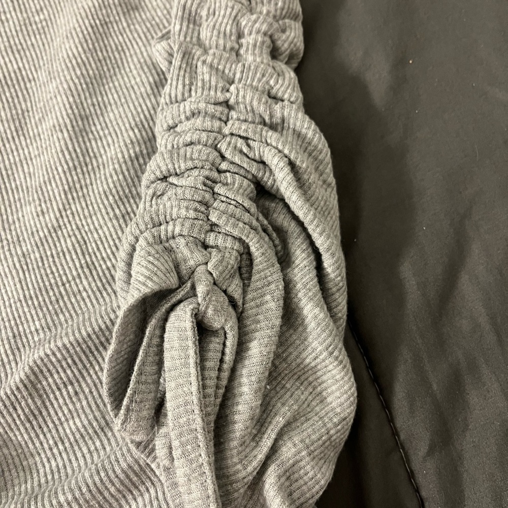 Perfect condition, Small, gray - Picture 3 of 4